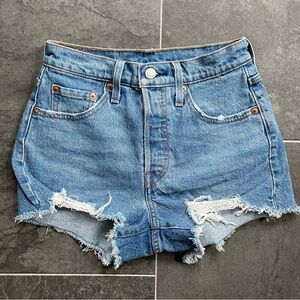 Levi’s Women’s Original Fit Cut Off Shorts - Size 24W